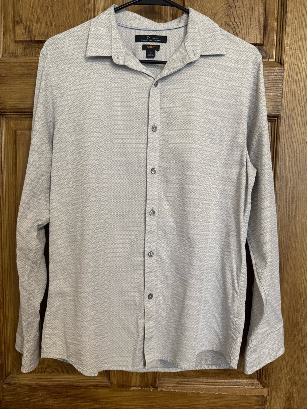 Marc Anthony Men's Light Gray Micro-Pattern Button-Down Shirt